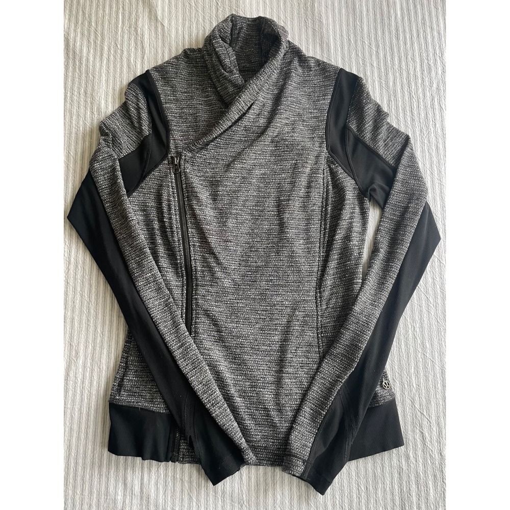 Lululemon Bhakti Gray Textured Knit Asymmetric Zip Up Jacket with Thumbholes